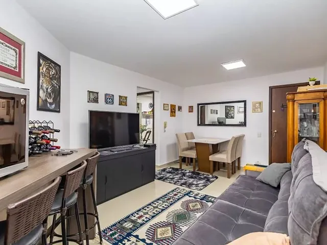 Apartamento 2 quartos e 1 banheiro, à venda, no bairro Bacacheri em Curitiba