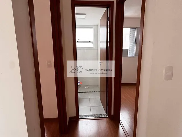 Apartamento 2 quartos e 1 banheiro, à venda, no bairro Cidade Industrial 2 em Londrina