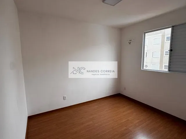 Apartamento 2 quartos e 1 banheiro, à venda, no bairro Cidade Industrial 2 em Londrina