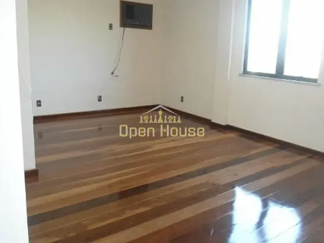 Apartamento 5 quartos e 2 banheiros, à venda, no bairro Vila Santa Cecília em Volta Redonda
