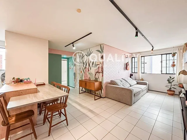Apartamento 3 quartos e 2 banheiros, à venda, no bairro Cocó em Fortaleza