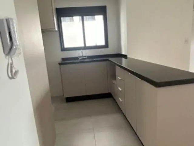 Apartamento 2 quartos e 2 banheiros, para alugar, no bairro Parque das Nações em Santo André