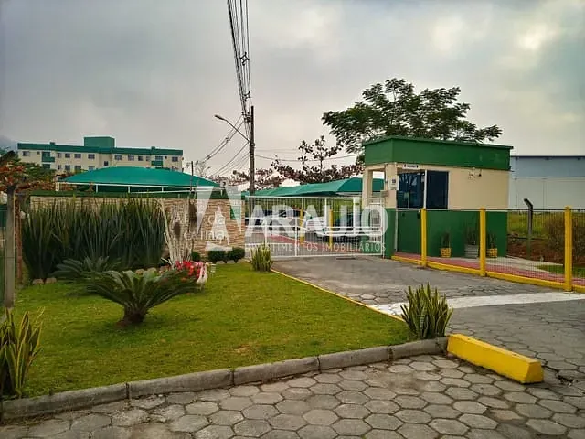 Apartamento 1 quarto e 1 banheiro, à venda, no bairro Espinheiros em Itajaí