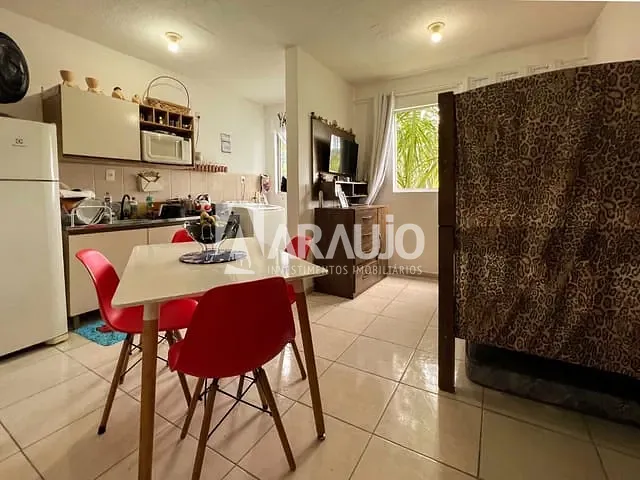 Apartamento 1 quarto e 1 banheiro, à venda, no bairro Espinheiros em Itajaí