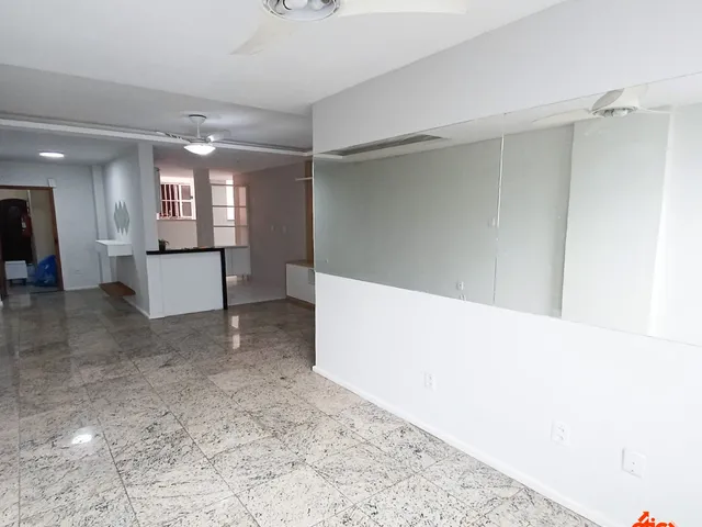 Apartamento com 118m² 3 quartos e 2 banheiros, para alugar, no bairro Nazaré em Belém