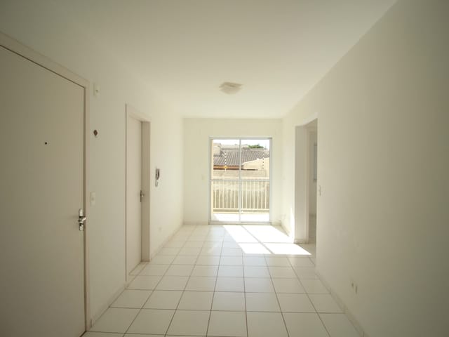 Apartamento com 65m² 3 quartos e 1 banheiro, à venda, no bairro Uvaranas em Ponta Grossa