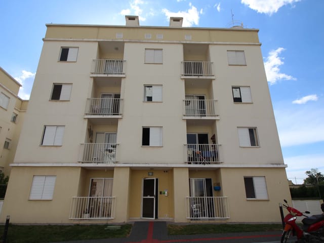 Apartamento com 65m² 3 quartos e 1 banheiro, à venda, no bairro Uvaranas em Ponta Grossa