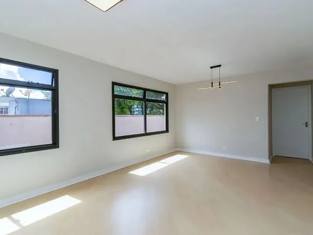Apartamento 3 quartos e 3 banheiros, à venda, no bairro Água Verde em Curitiba
