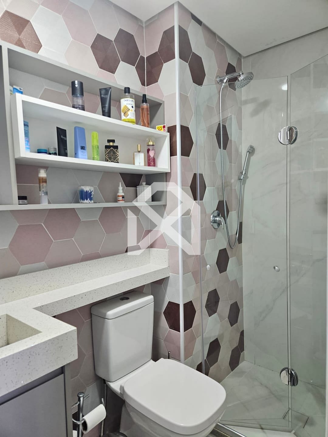 Apartamento à venda com 2 quartos, 70m² - Foto 35