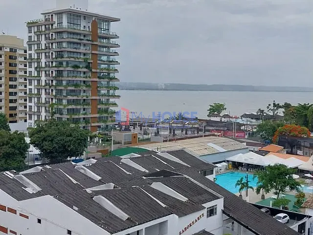 Apartamento 2 quartos e 3 banheiros, à venda ou para alugar, no bairro Cidade Nova em Ilhéus