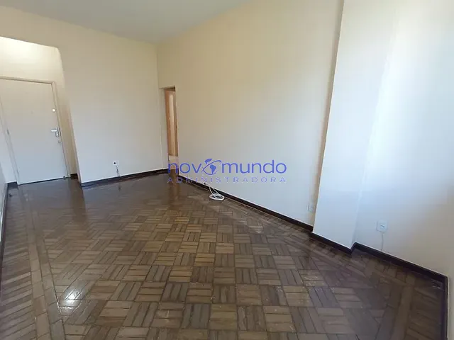Apartamento com 104m² 3 quartos e 1 banheiro, para alugar, no bairro Maracanã em Rio de Janeiro