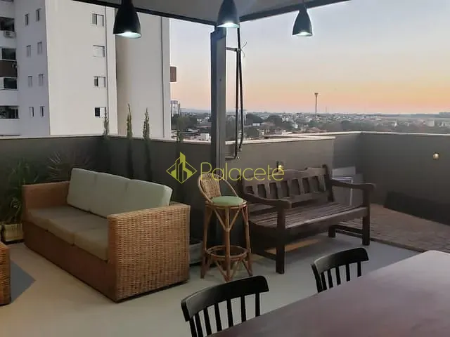 Apartamento com 200m² 4 quartos e 2 banheiros, à venda, no bairro Jardim Boa Vista em Pindamonhangaba