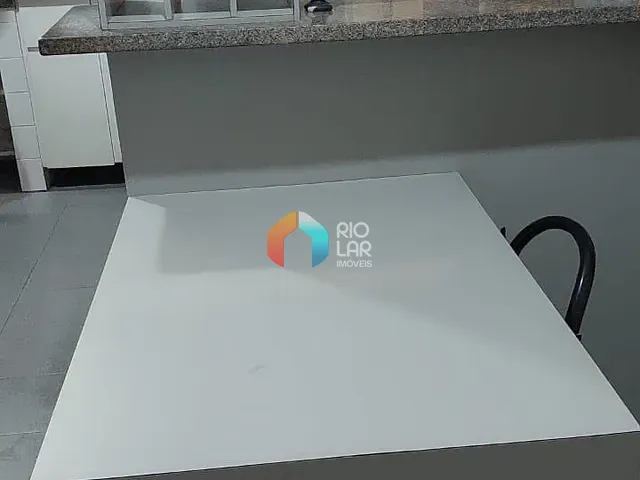 Apartamento com 300m² 3 quartos e 2 banheiros, à venda, no bairro Copacabana em Rio de Janeiro