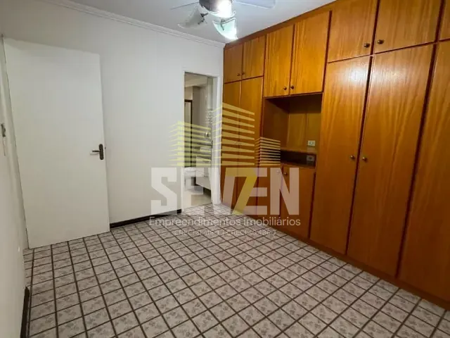 Apartamento à venda, no bairro Vila Aviação em Bauru