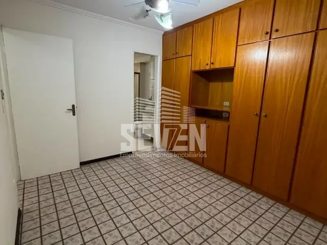 Apartamento à venda, no bairro Vila Aviação em Bauru