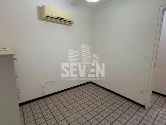 Apartamento à venda, no bairro Vila Aviação em Bauru