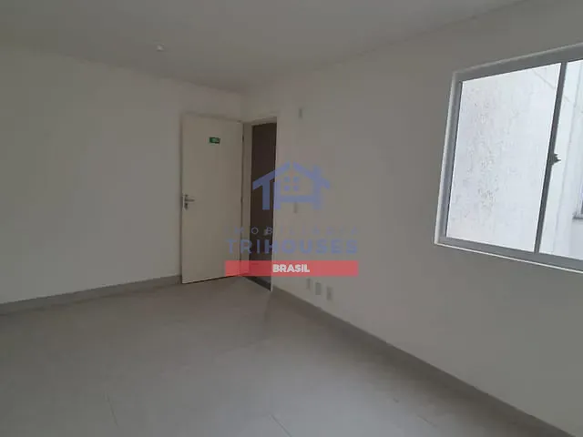 Apartamento 2 quartos e 1 banheiro, à venda, no bairro Jardim Itaqui em Campo Largo
