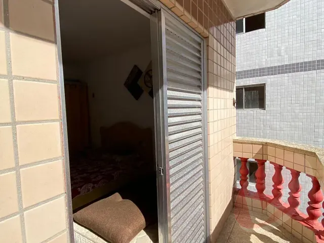 Apartamento 1 quarto e 1 banheiro, à venda, no bairro Caiçara em Praia Grande