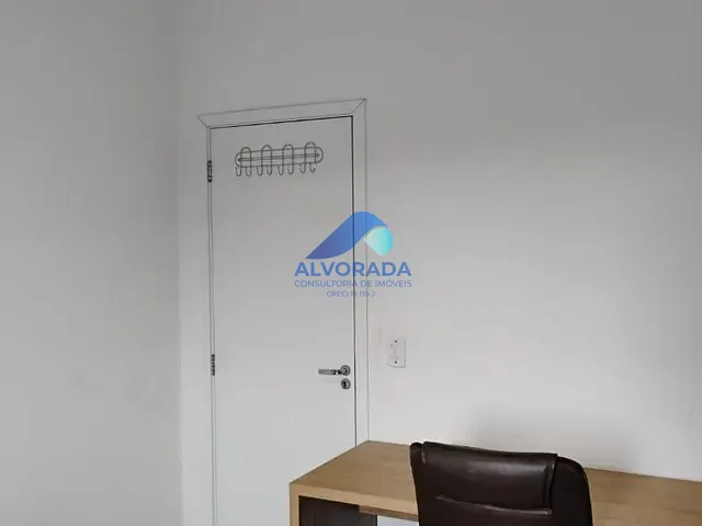 Apartamento 3 quartos e 2 banheiros, à venda ou para alugar, no bairro Jardim Califórnia em Jacareí