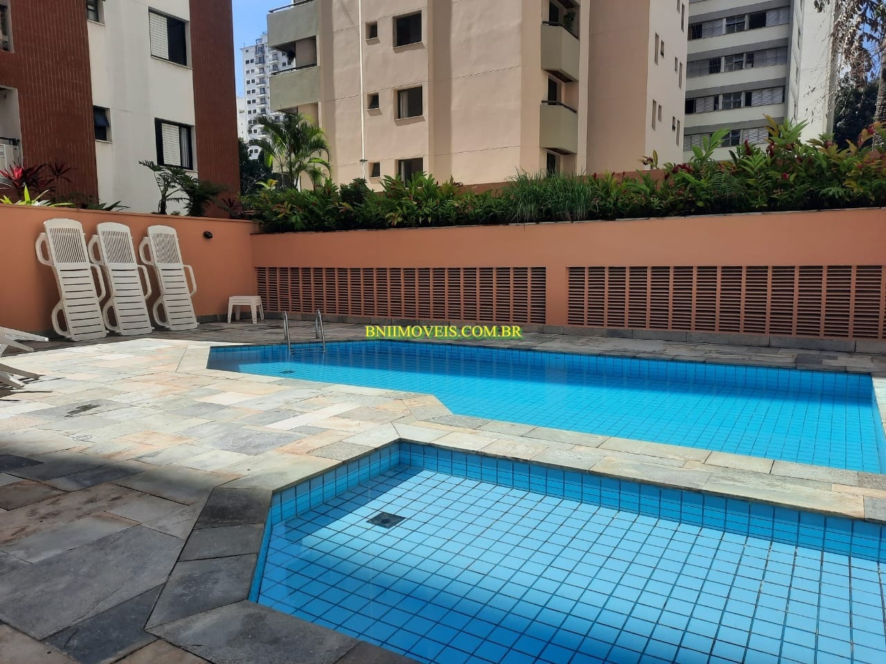 Apartamento para alugar com 2 quartos, 63m² - Foto 23