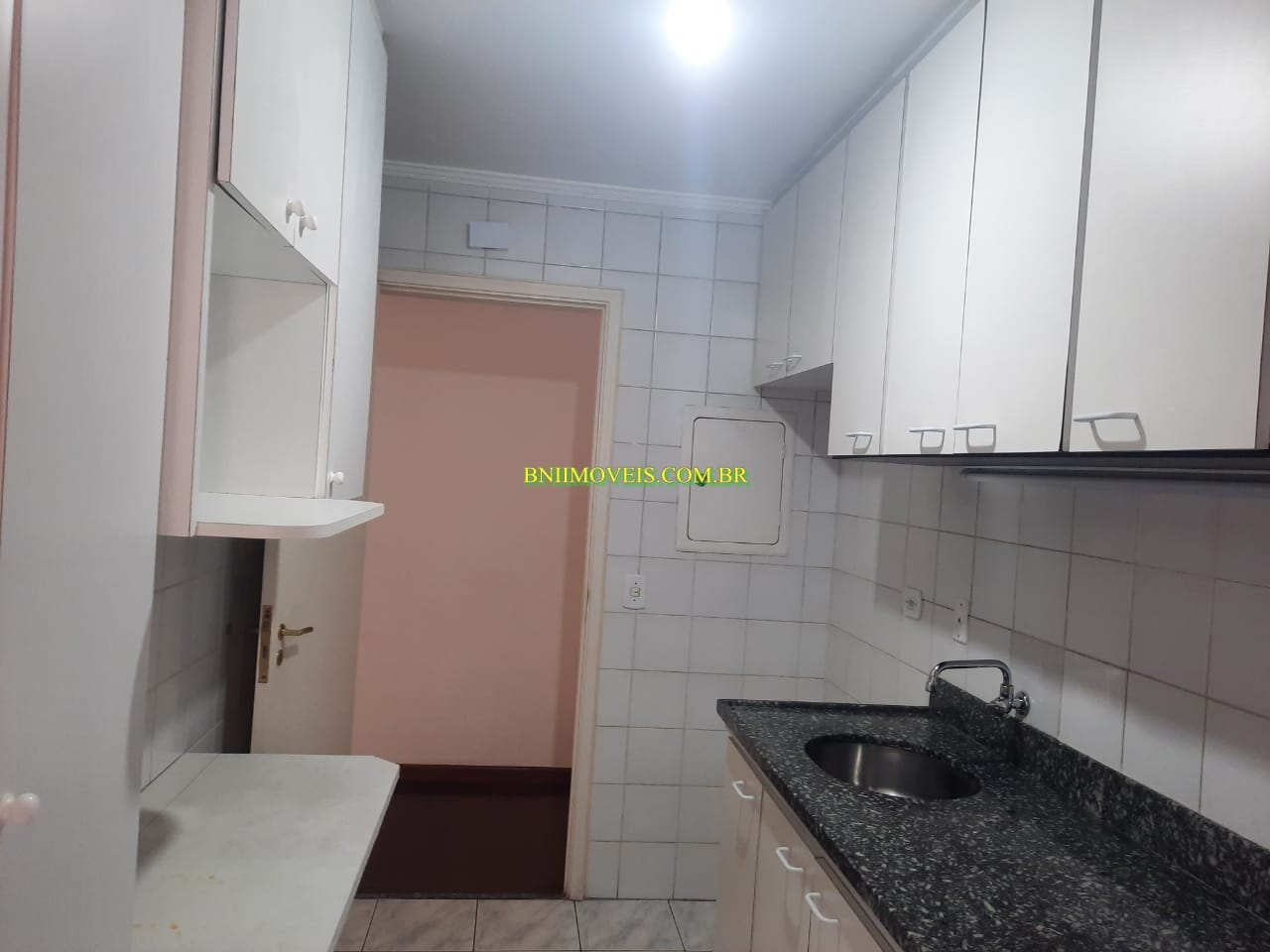 Apartamento para alugar com 2 quartos, 63m² - Foto 8