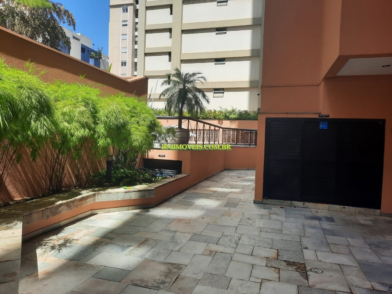 Apartamento para alugar com 2 quartos, 63m² - Foto 24