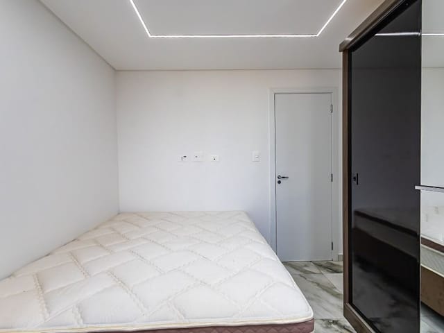 Apartamento 2 quartos e 2 banheiros, à venda, no bairro Bom Retiro em Curitiba