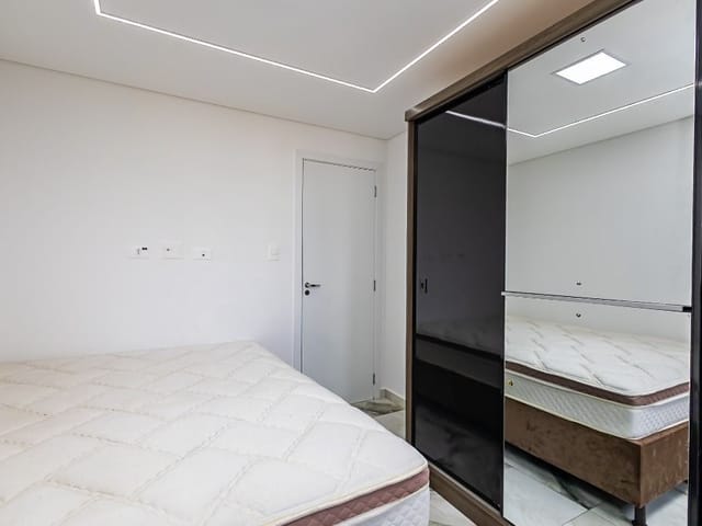 Apartamento 2 quartos e 2 banheiros, à venda, no bairro Bom Retiro em Curitiba