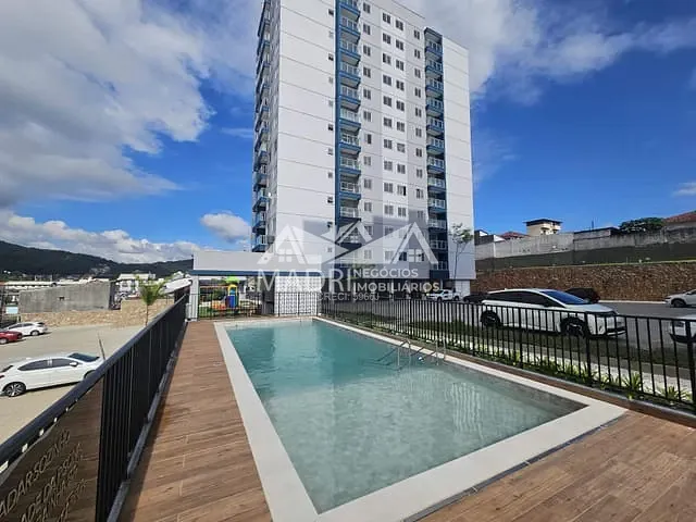 Apartamento 2 quartos e 1 banheiro, à venda, no bairro Ipiranga em São José