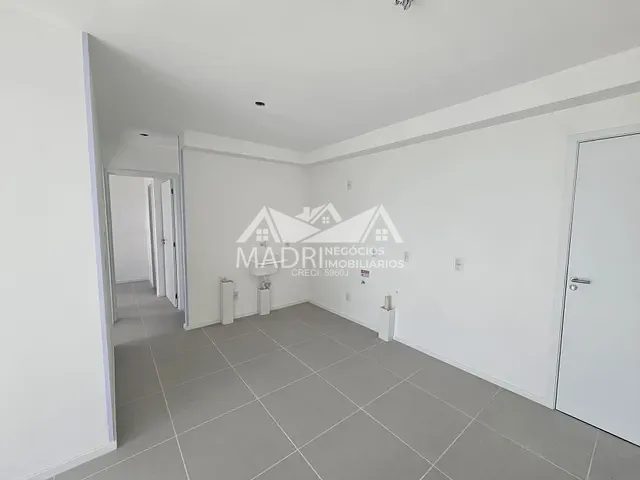 Apartamento 2 quartos e 1 banheiro, à venda, no bairro Ipiranga em São José