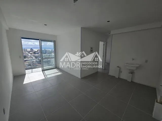 Apartamento 2 quartos e 1 banheiro, à venda, no bairro Ipiranga em São José