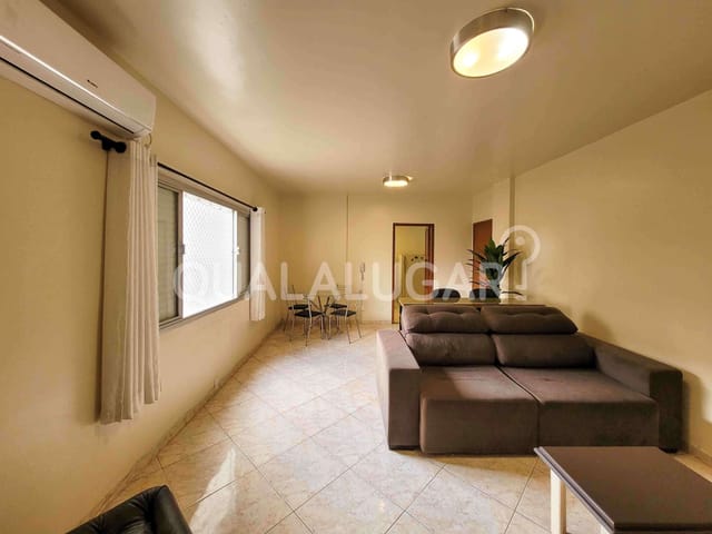 Apartamento 3 quartos e 2 banheiros, para alugar, no bairro Centro em Tubarão