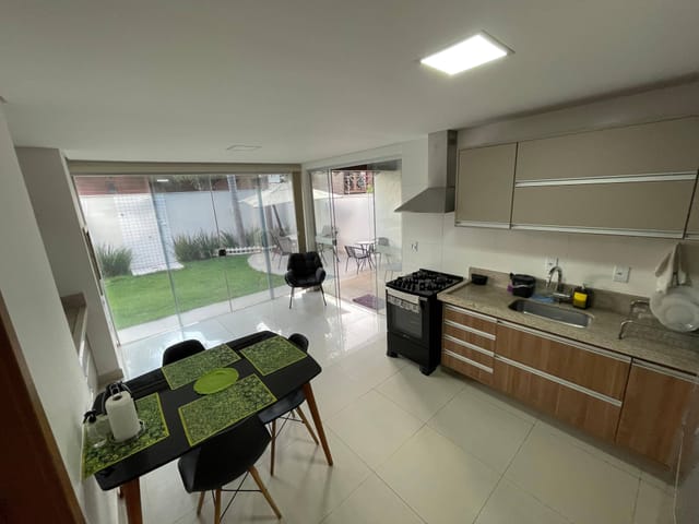 Casa com 234m² 4 quartos e 4 banheiros, à venda, no bairro Chácara Cachoeira em Campo Grande