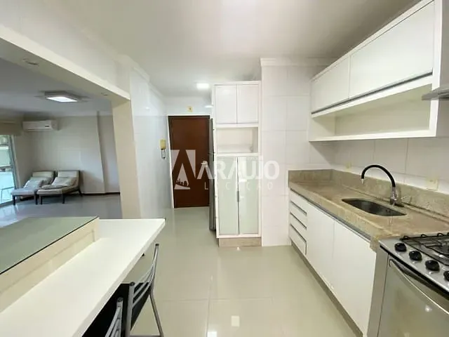 Apartamento 3 quartos e 2 banheiros, para alugar, no bairro Praia Brava em Itajaí