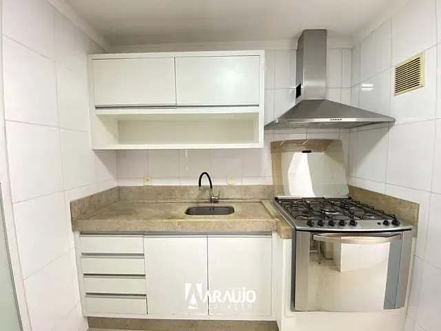 Apartamento 3 quartos e 2 banheiros, para alugar, no bairro Praia Brava em Itajaí