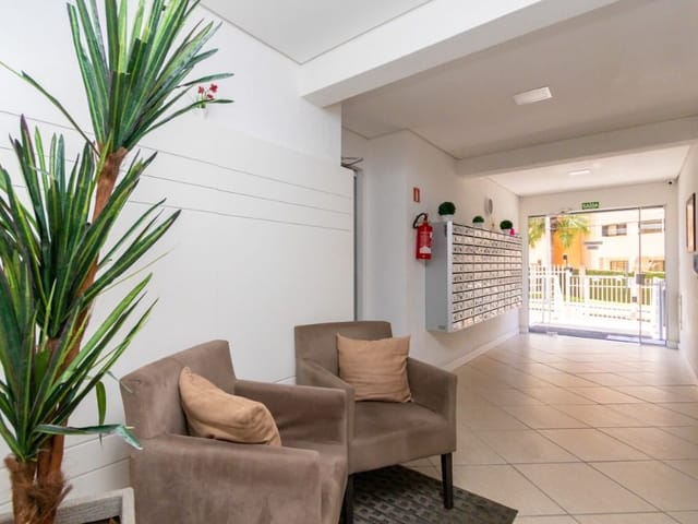 Apartamento 2 quartos e 1 banheiro, para alugar, no bairro Centro em Curitiba
