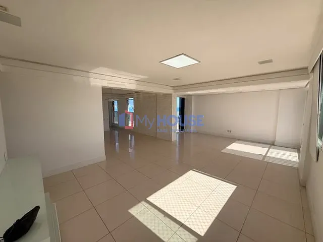 Apartamento com 152m² 3 quartos e 3 banheiros, à venda ou para alugar, no bairro Centro em Ilhéus