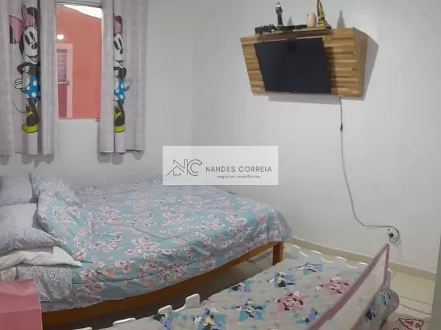 Apartamento 3 quartos e 2 banheiros, à venda, no bairro Jardim Santa Cruz em Londrina