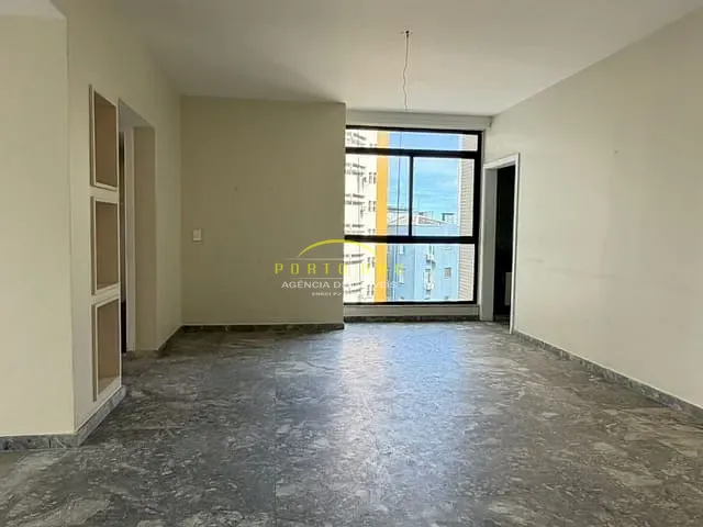 Apartamento com 249m² 4 quartos e 3 banheiros, à venda, no bairro Barra em Salvador