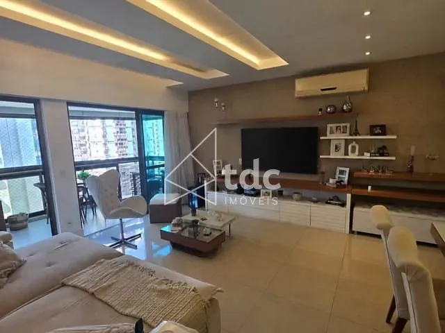 Apartamento com 132m² 3 quartos e 3 banheiros, para alugar, no bairro Barra da Tijuca em Rio de Janeiro