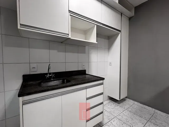 Apartamento 1 quarto e 1 banheiro, à venda ou para alugar, no bairro Barra Funda em São Paulo