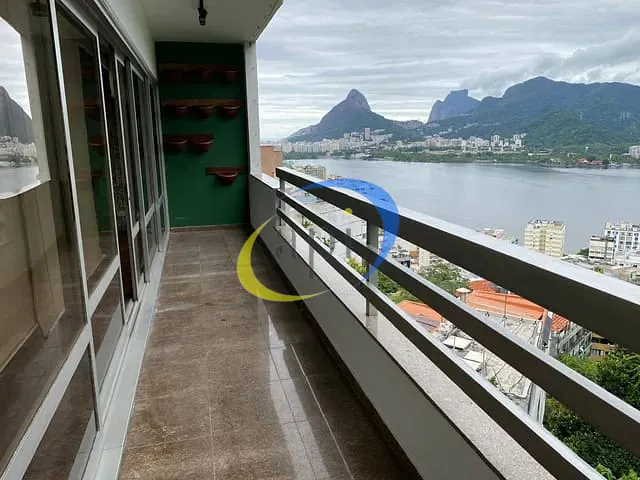 Apartamento com 280m² 4 quartos e 4 banheiros, à venda, no bairro Lagoa em Rio de Janeiro