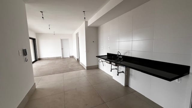 Apartamento à venda com 3 quartos, 131m² - Foto 10