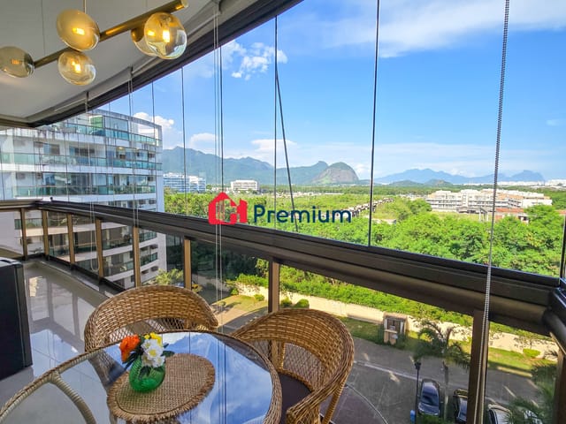 Apartamento 2 quartos e 2 banheiros, à venda, no bairro Recreio dos Bandeirantes em Rio de Janeiro