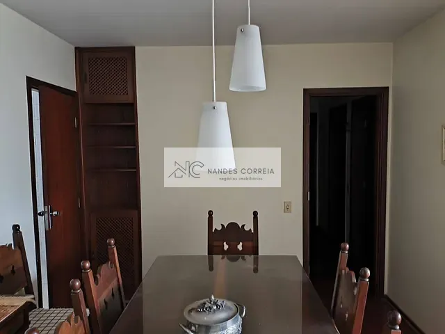 Apartamento com 141m² 4 quartos e 3 banheiros, à venda, no bairro Centro em Londrina