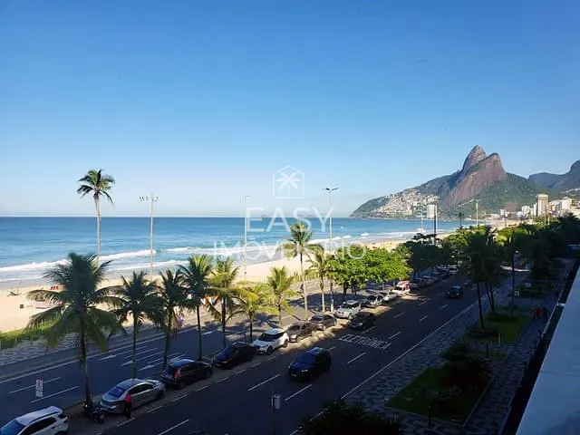 Apartamento com 220m² 4 quartos e 5 banheiros, à venda, no bairro Ipanema em Rio de Janeiro