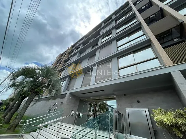 Apartamento com 107m² 2 quartos e 2 banheiros, para alugar, no bairro Jurerê Internacional em Florianópolis