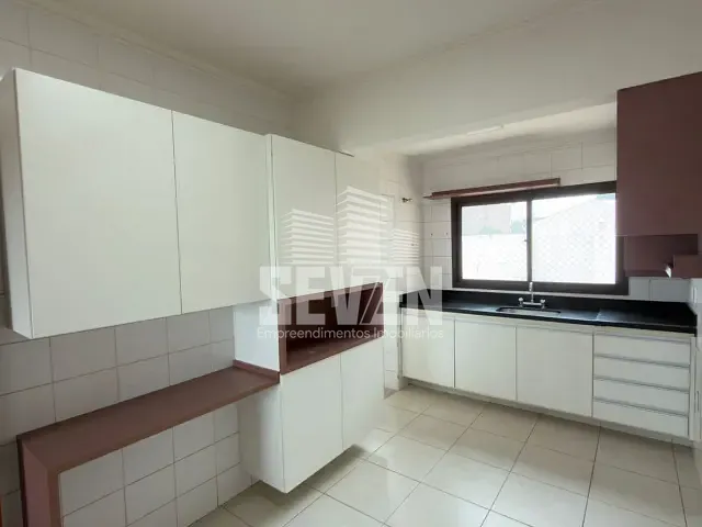 Apartamento com 135m² 3 quartos e 2 banheiros, à venda, no bairro Vila Mesquita em Bauru