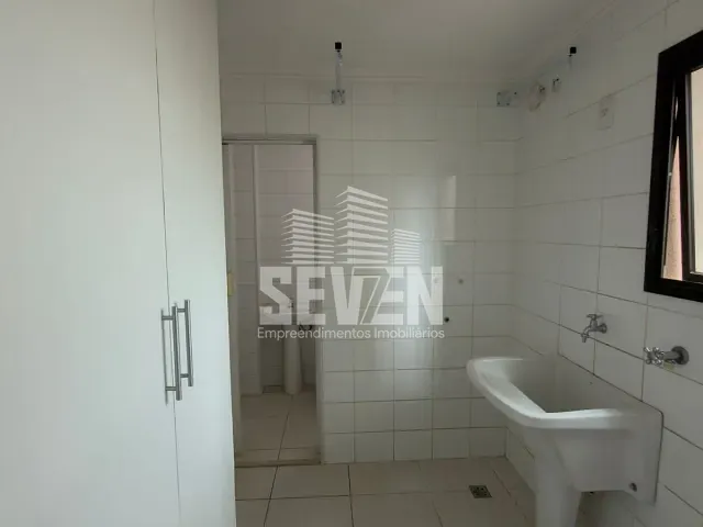 Apartamento com 135m² 3 quartos e 2 banheiros, à venda, no bairro Vila Mesquita em Bauru