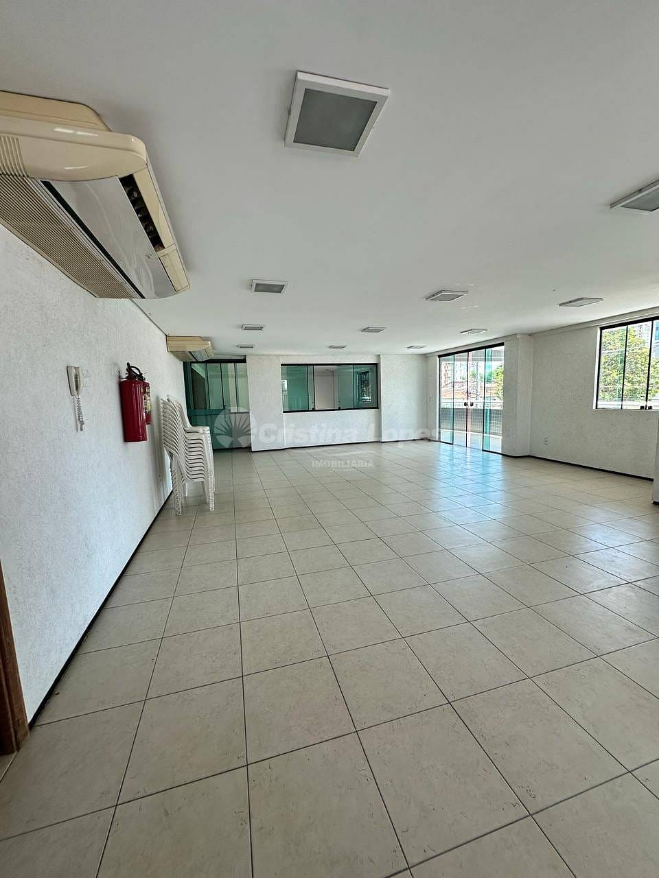 Apartamento à venda com 4 quartos, 140m² - Foto 9